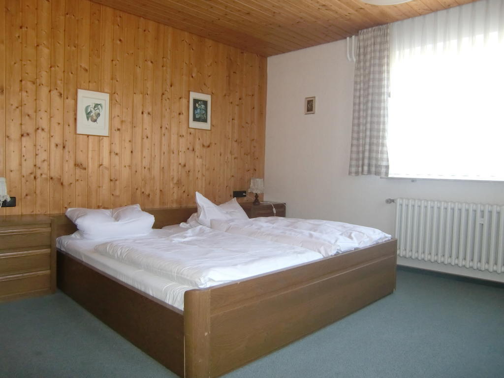 Waldhotel Glimmesmuhle Bad Hersfeld Ruang foto